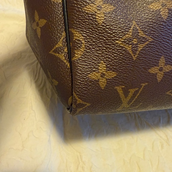 Gorgeous Louis Vuitton Keepall 55. Excellent condition. - Picture 9 of 12